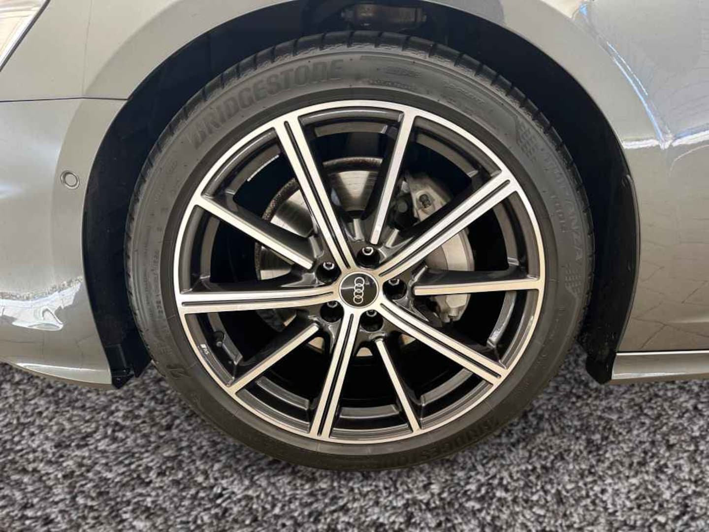 Bild über Audi A6 Avant S line 45 TFSI S tronic - für weitere Informationen kontaktieren Sie den Audi Partner