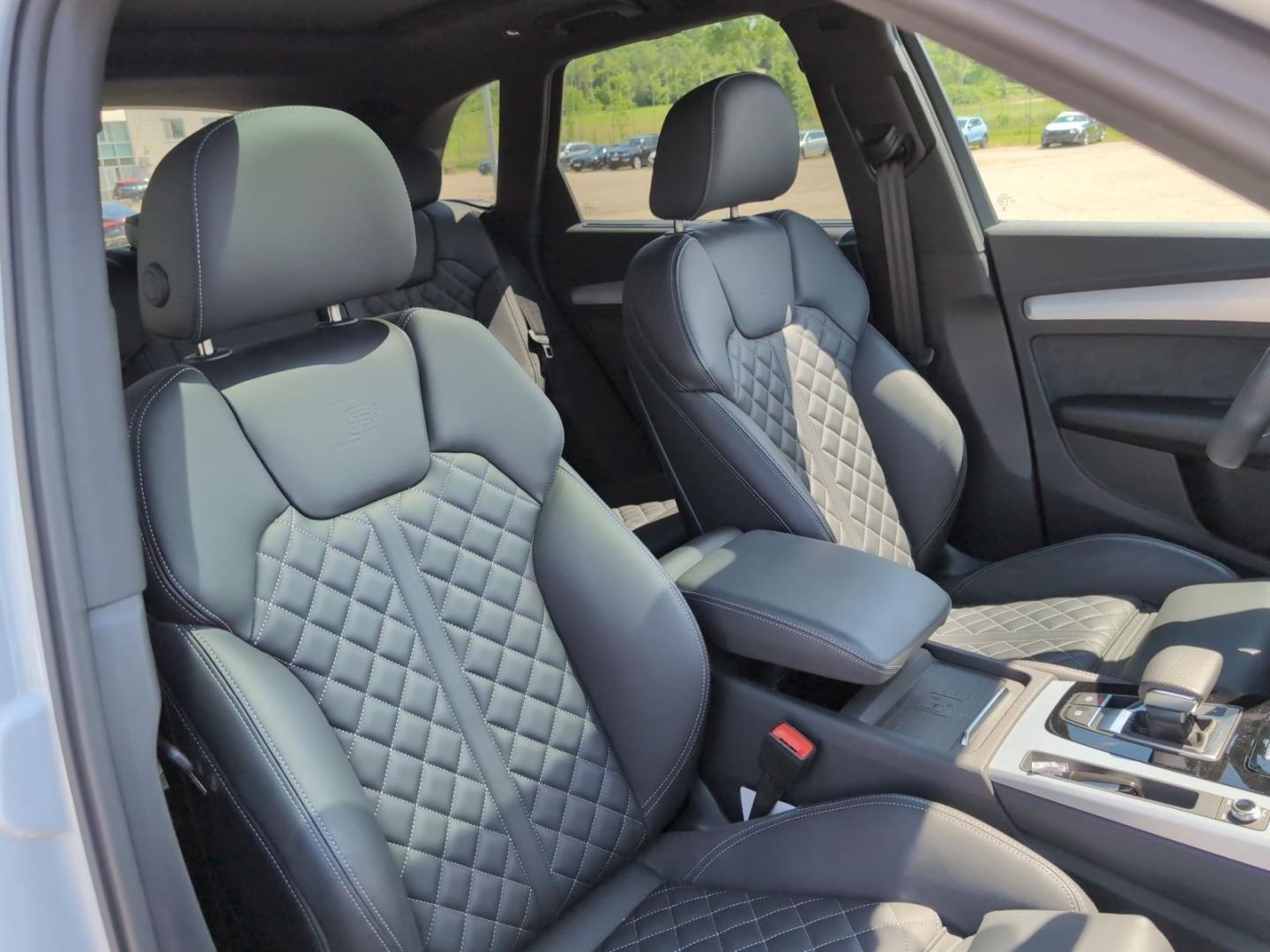 Image about Audi Q5 40 TDI quattro S tronic