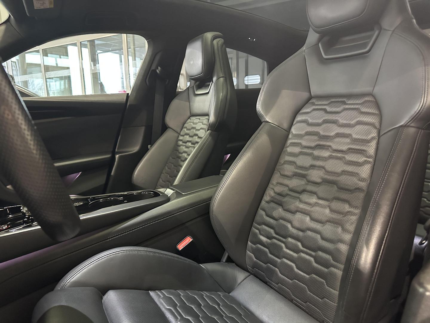 Image about Audi e-tron GT e-tron GT Extended quattro 350,00 kW