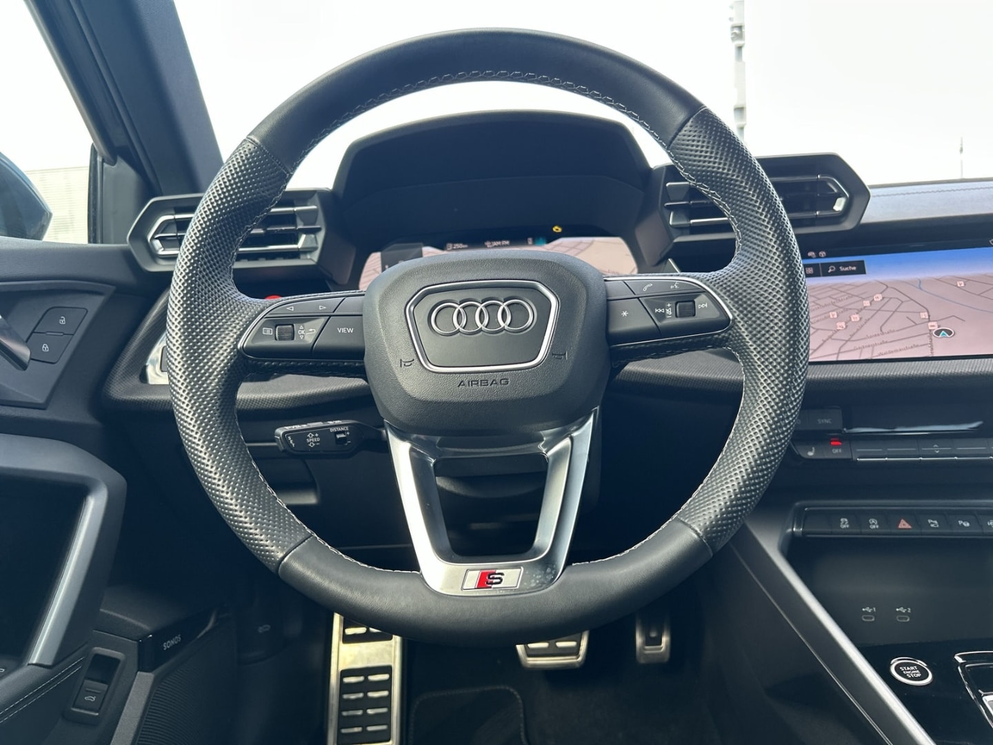 Bild über Audi A3 Limousine S line TFSI S tronic - für weitere Informationen kontaktieren Sie den Audi Partner