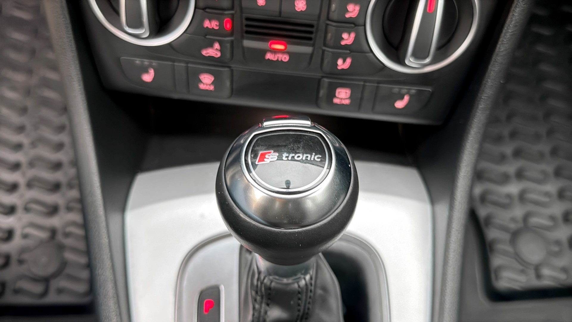 Bild som visar Audi Q3 Q3 2.0 TDI quattro Proline Sport 150 hk S tronic - för mer information kontakta din Audi Partner