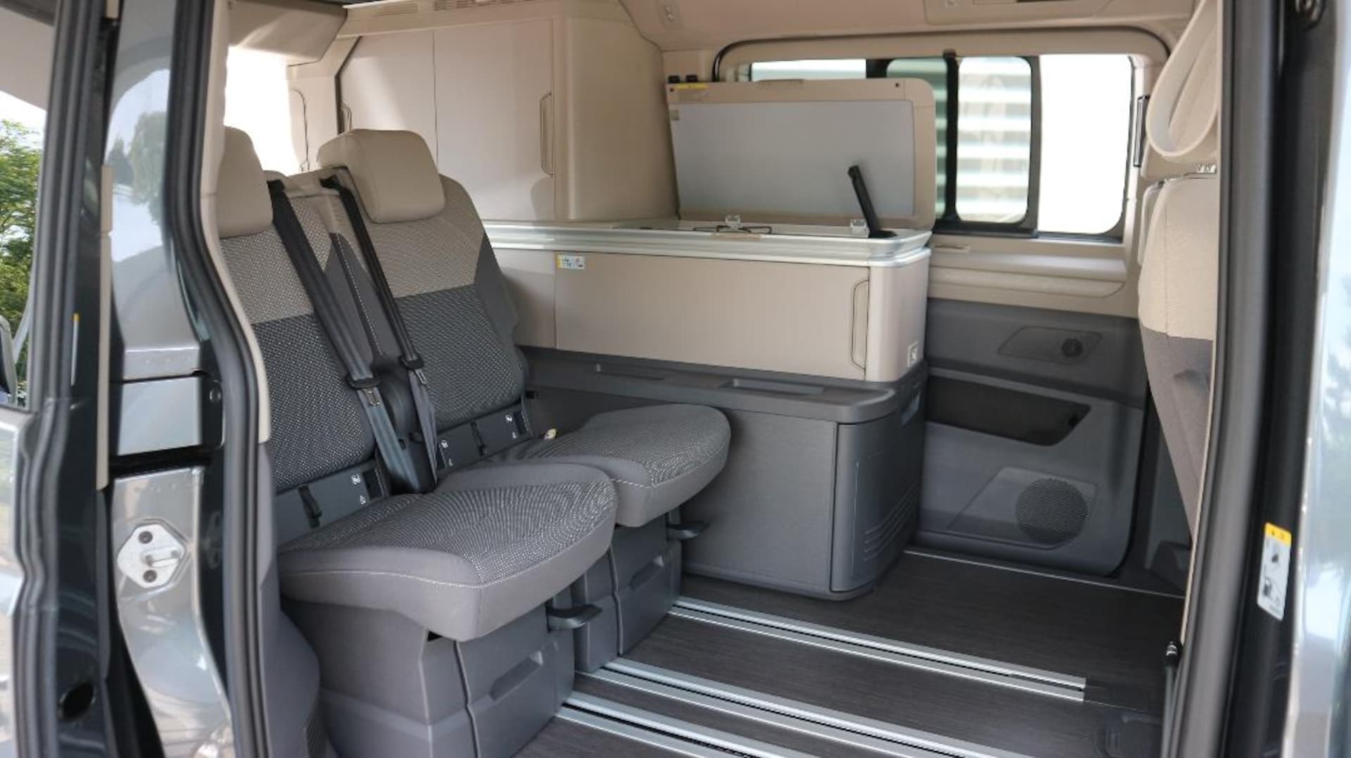 Volkswagen California Coast