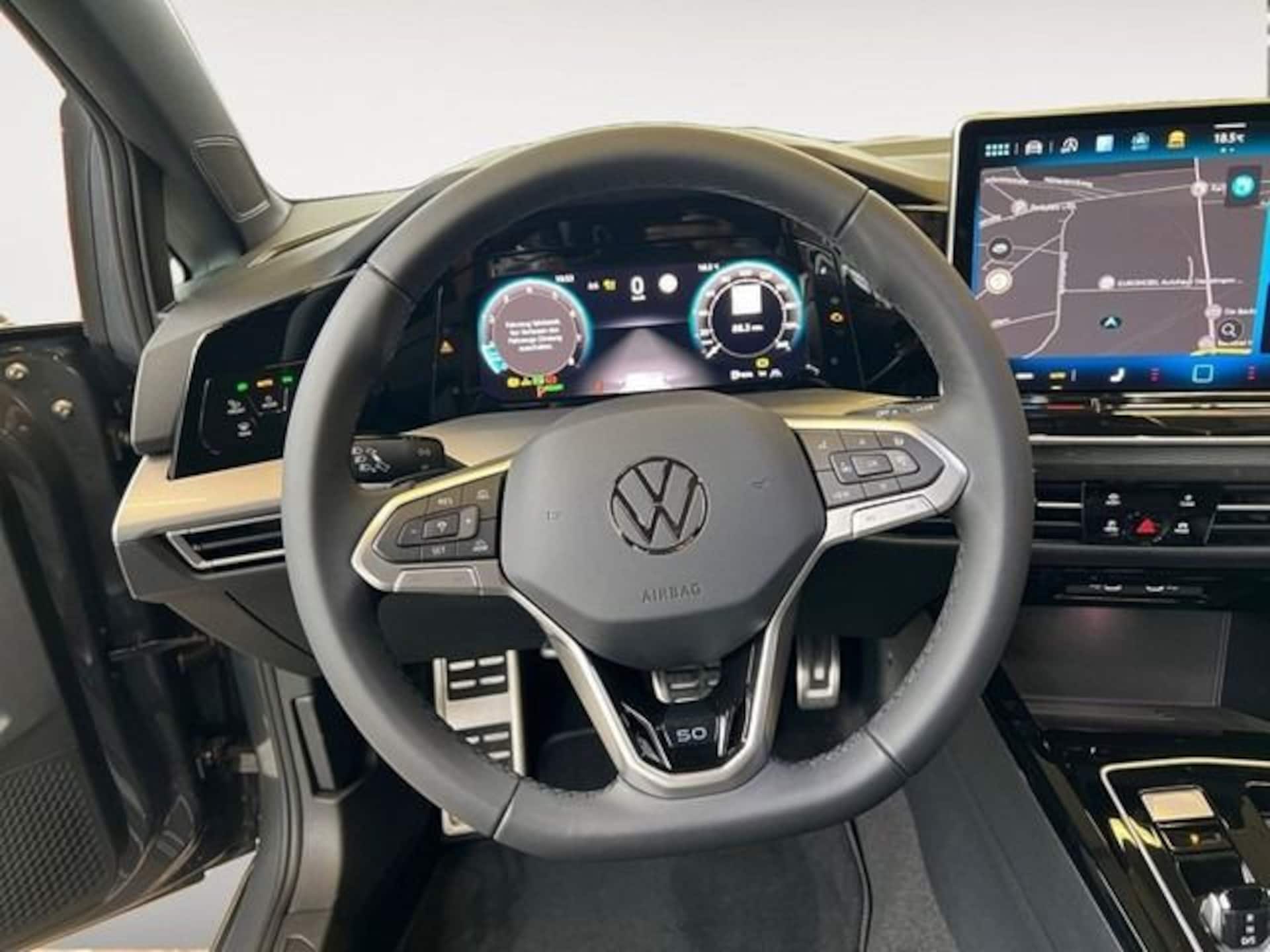 Volkswagen Golf Style