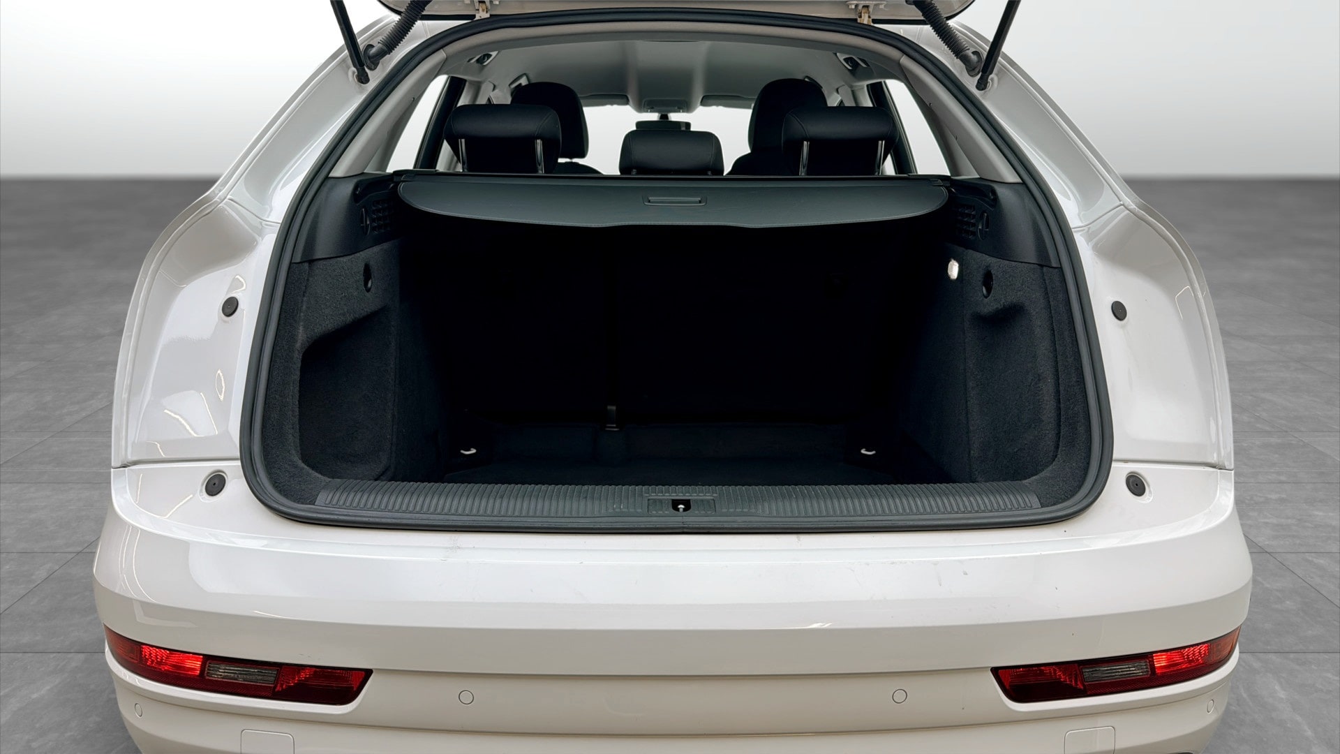 Bild som visar Audi Q3 Q3 2.0 TDI quattro Proline Sport 150 hk S tronic - för mer information kontakta din Audi Partner