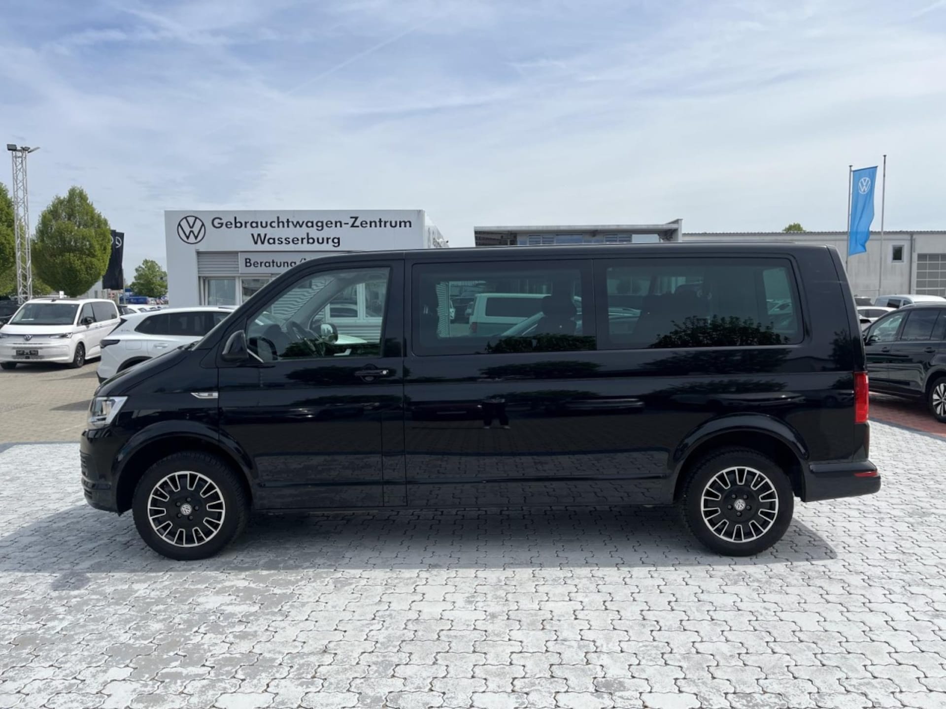 Volkswagen T6 Caravelle langer Radstand Comfortline
