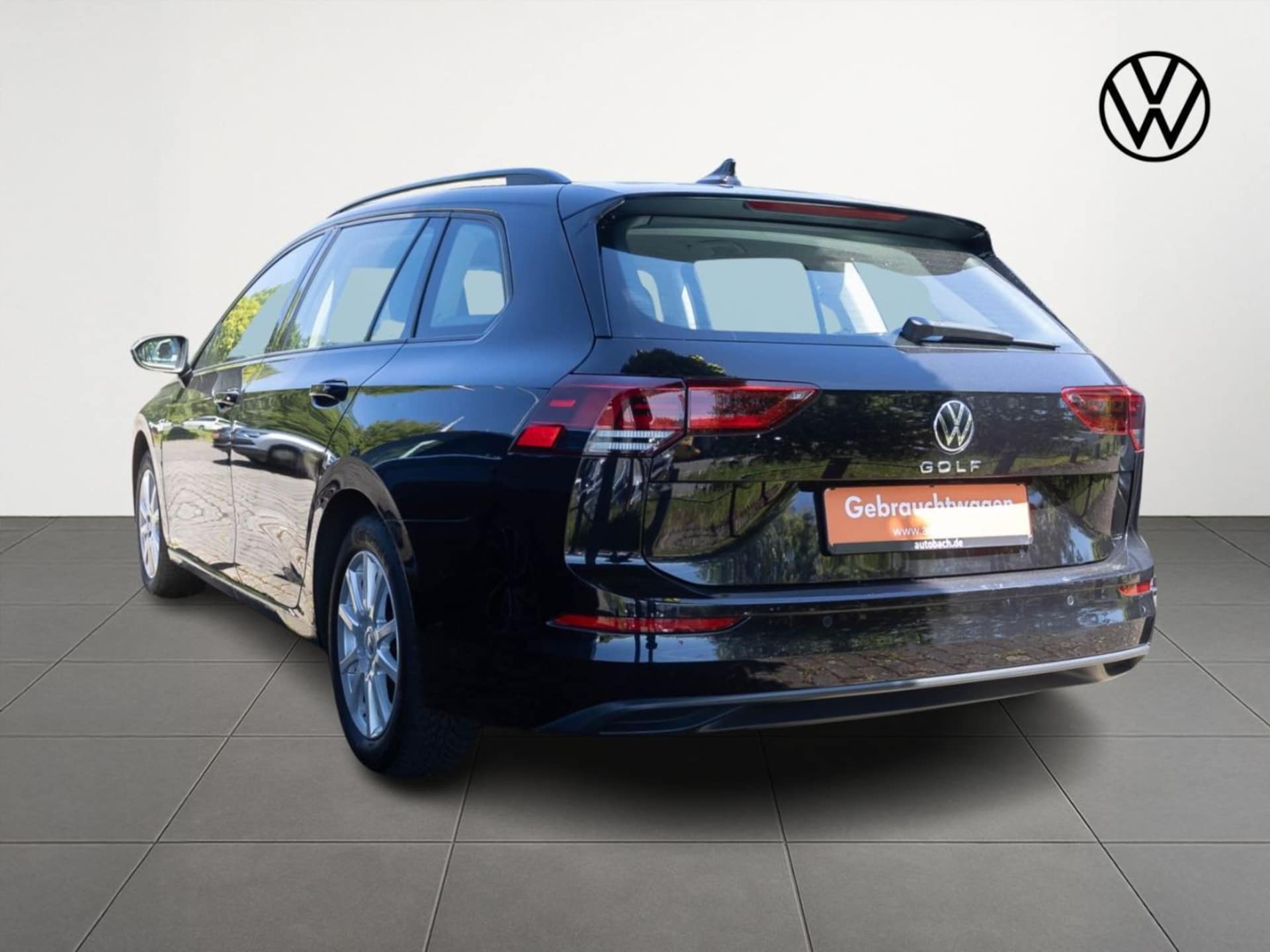 Volkswagen Golf Variant Life