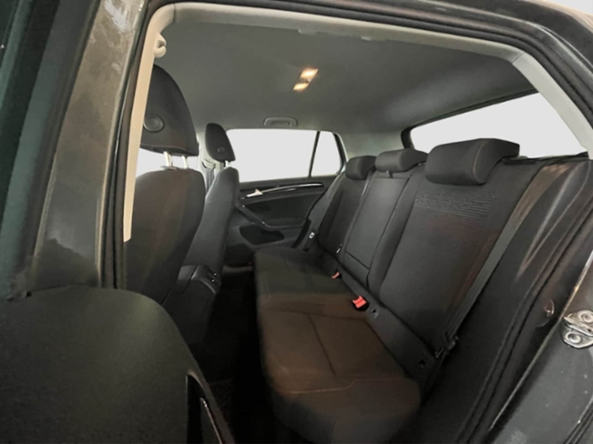 Volkswagen Golf SOUND