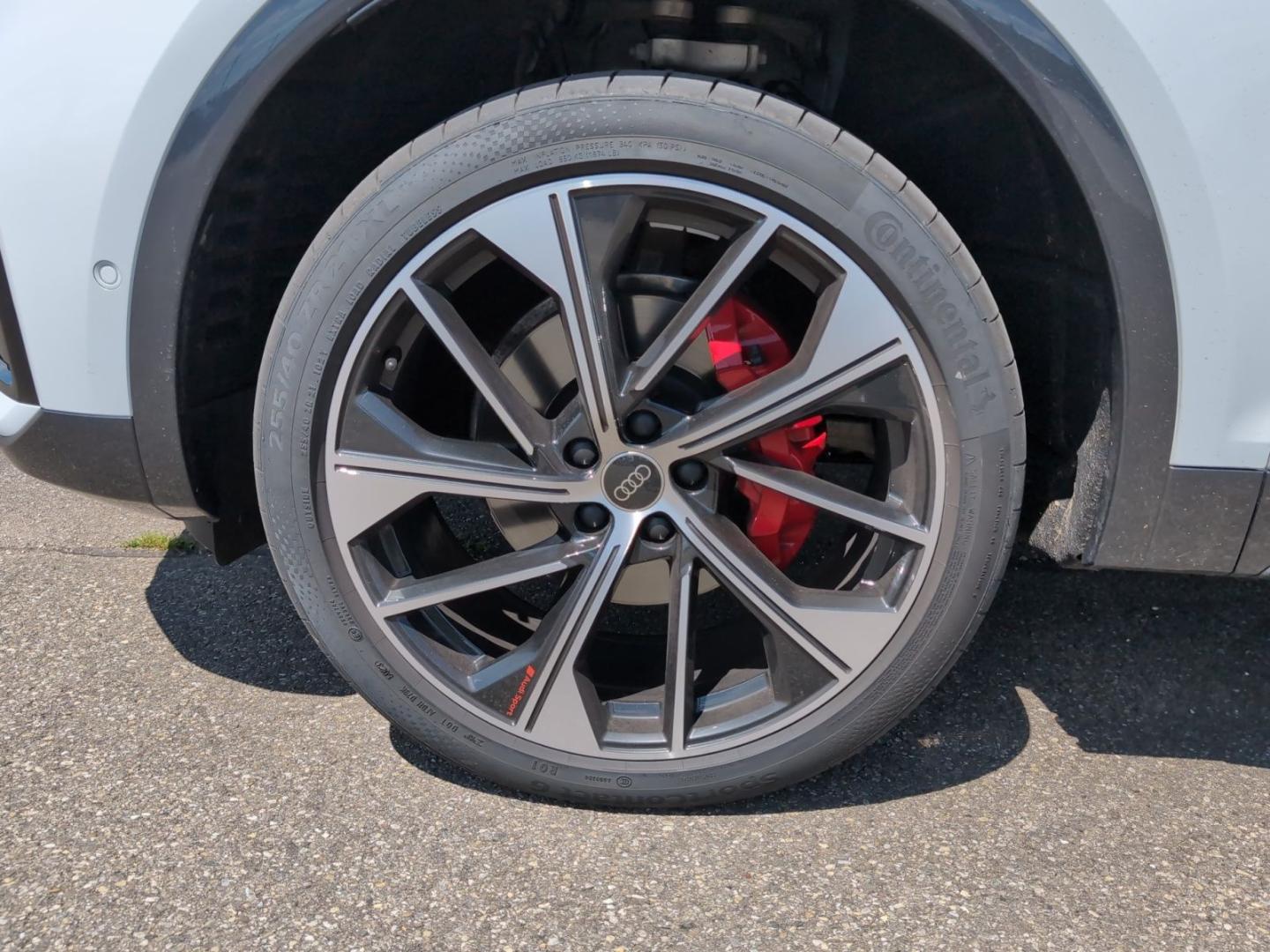 Image about Audi Q5 40 TDI quattro S tronic