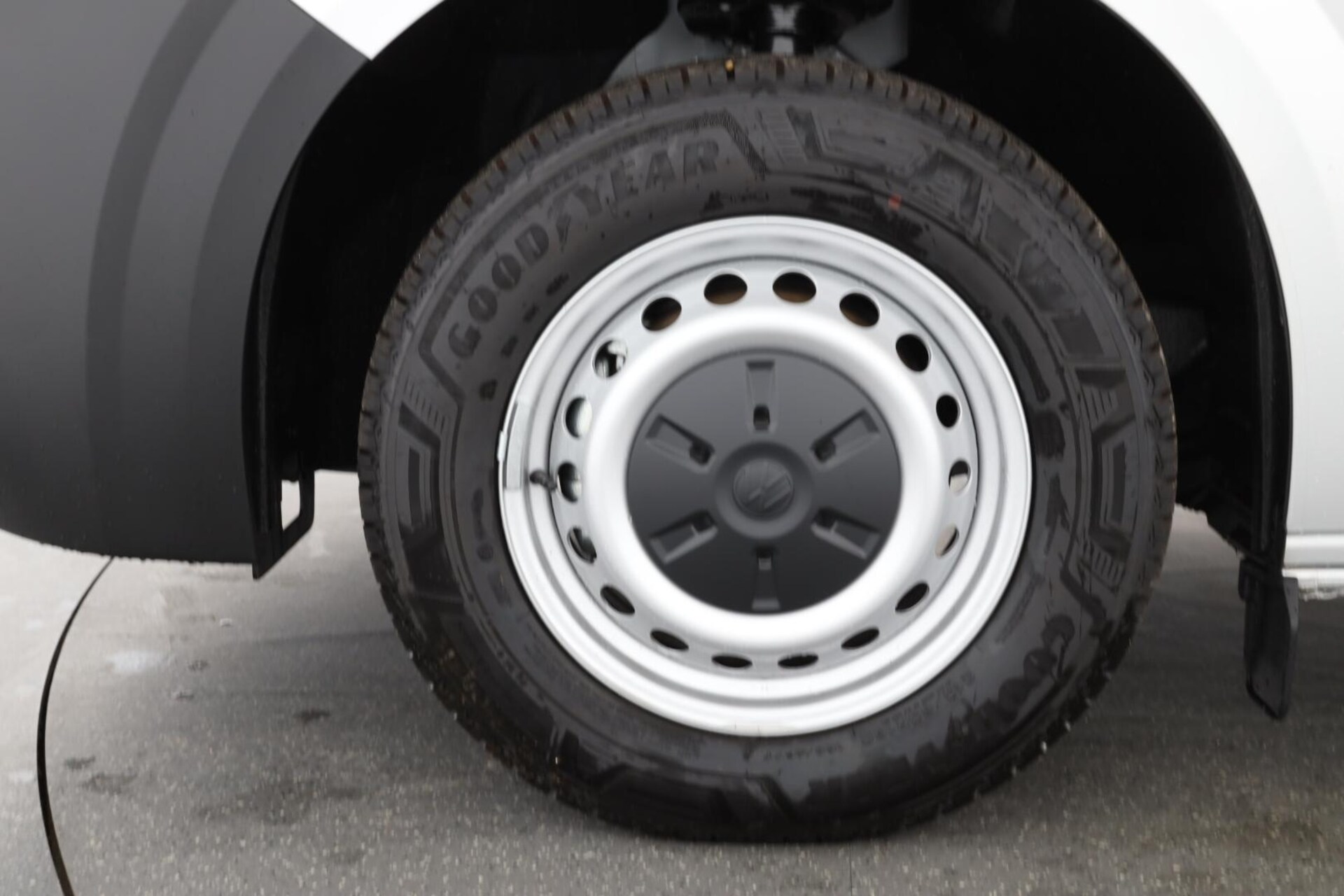 Volkswagen Transporter Kombi kurzer Radstand