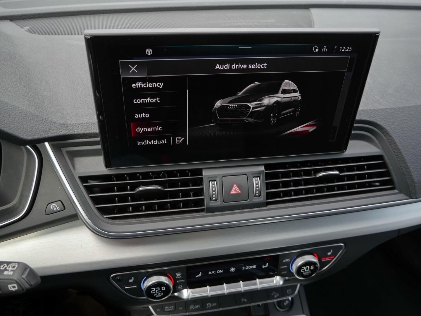 Bild über Audi Q5 40 TDI quattro 150 kW S tronic - für weitere Informationen kontaktieren Sie den Audi Partner