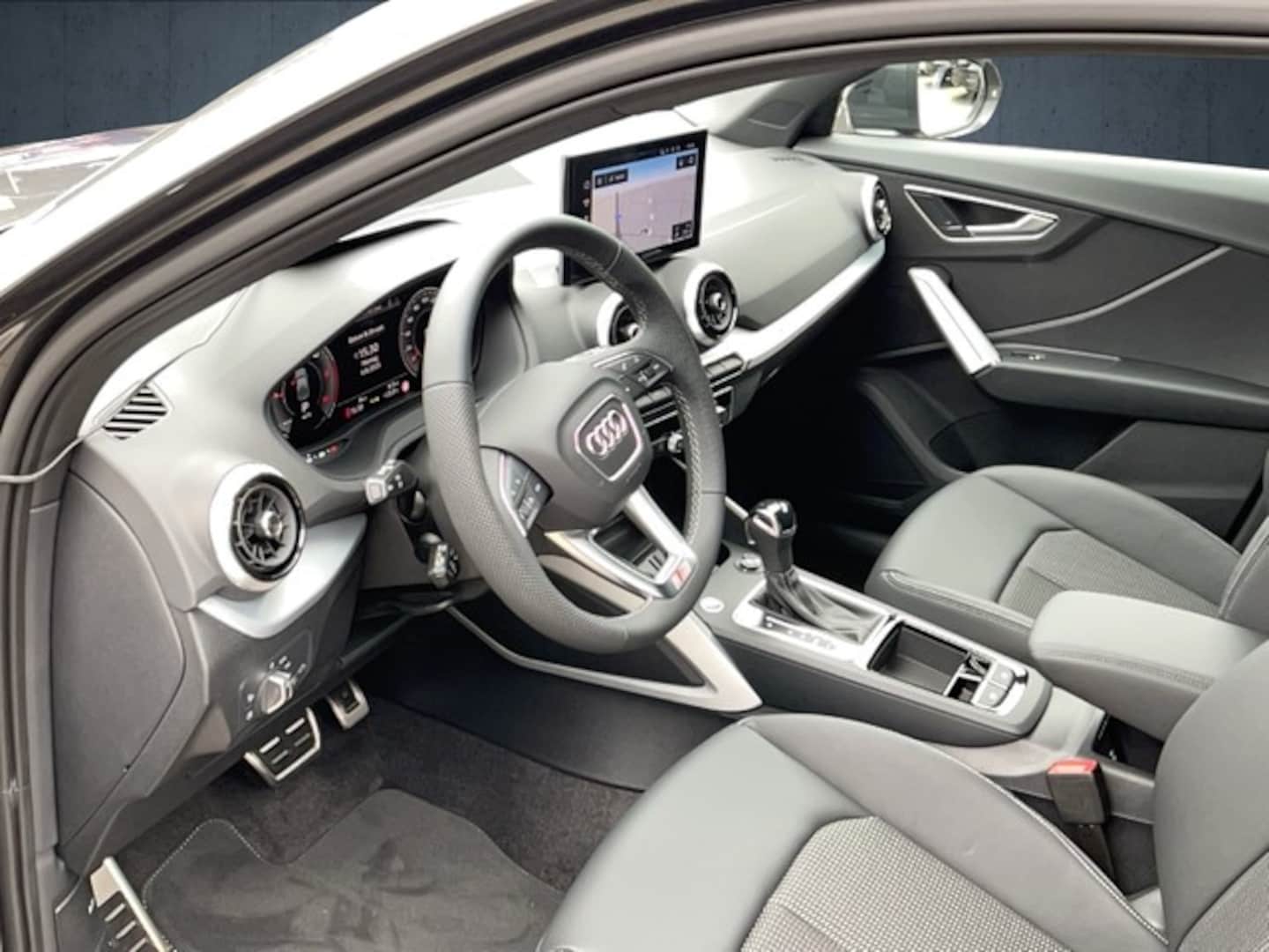 Bild über Audi Q2 S line 35 TDI S tronic - für weitere Informationen kontaktieren Sie den Audi Partner