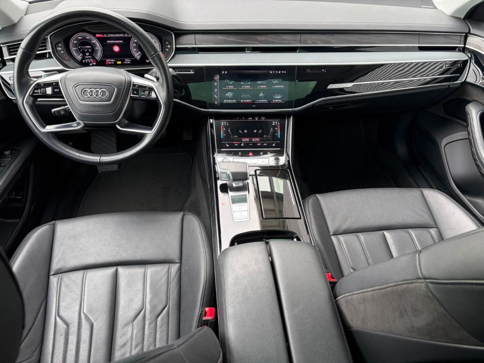 Audi A8 TFSI e