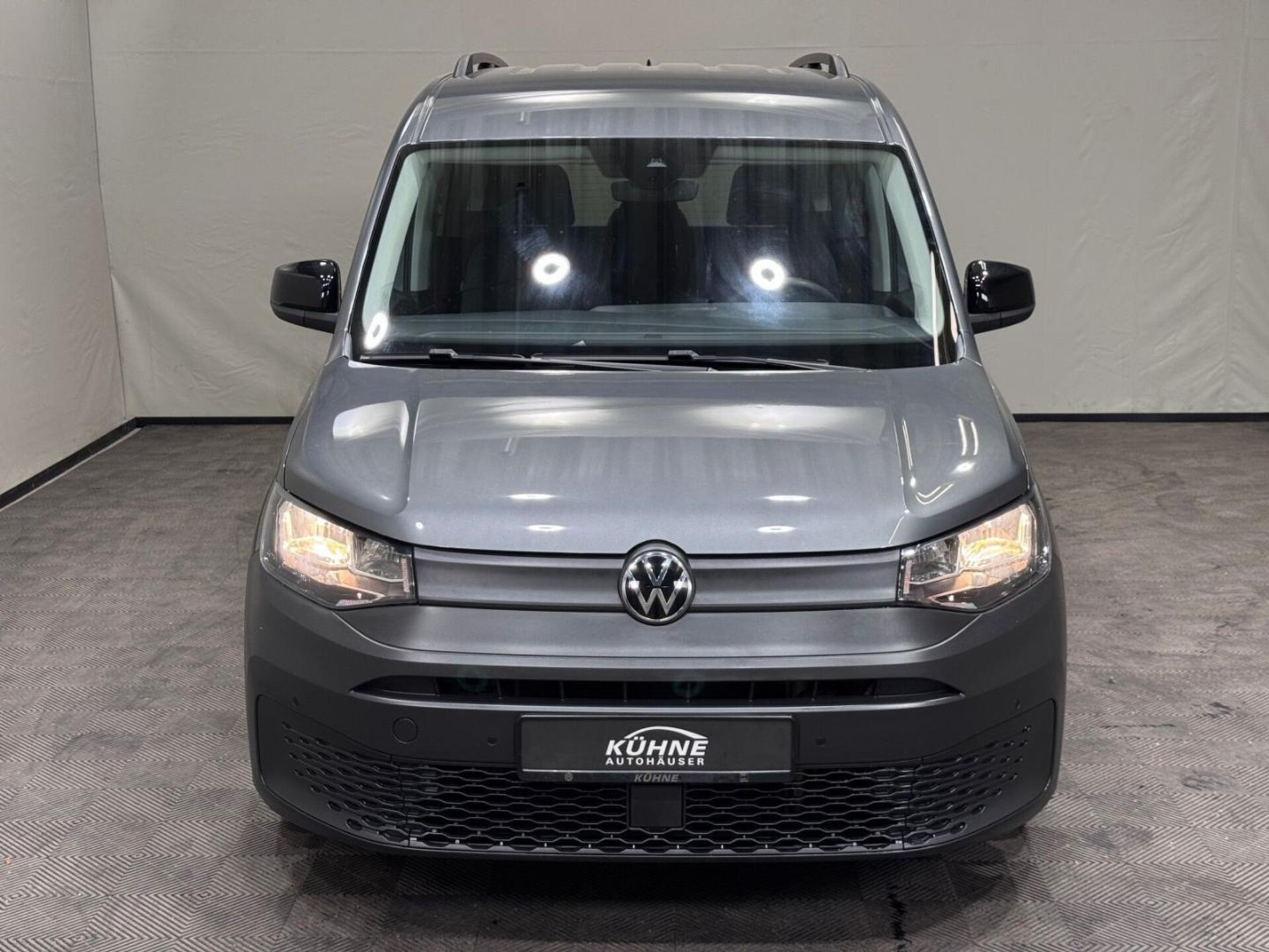 Volkswagen Caddy Basis-Modell