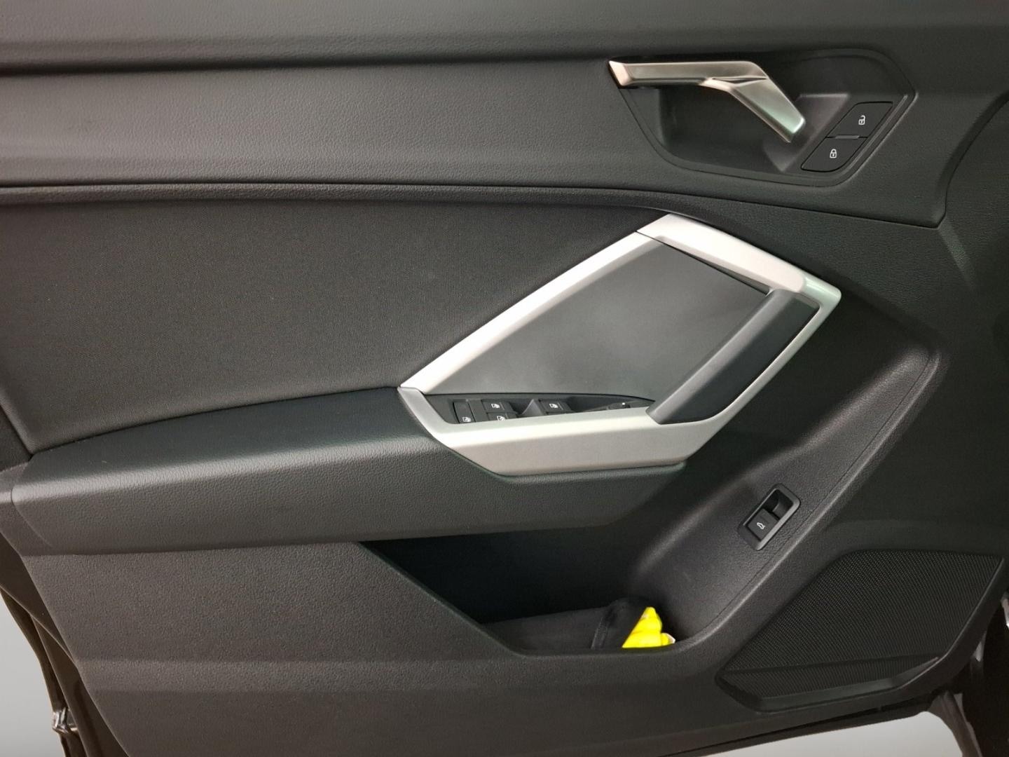Bild über Audi Q3 advanced 40 TFSI quattro S tronic - für weitere Informationen kontaktieren Sie den Audi Partner