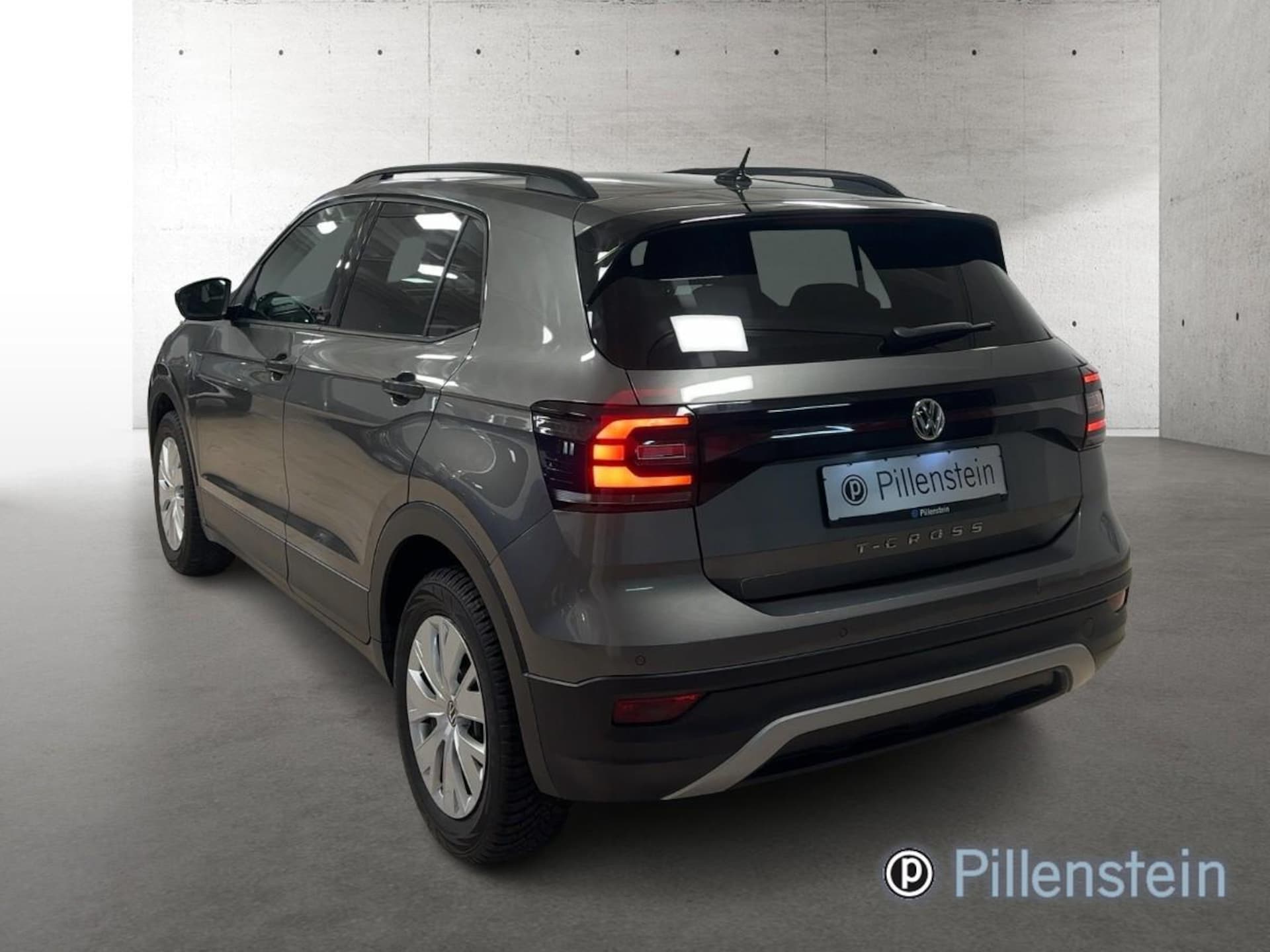 Volkswagen T-Cross United