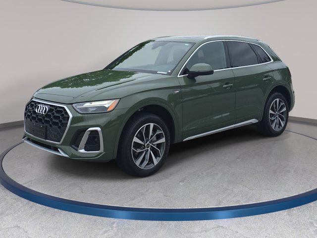2024 Audi Q5 45 Premium Plus's photo