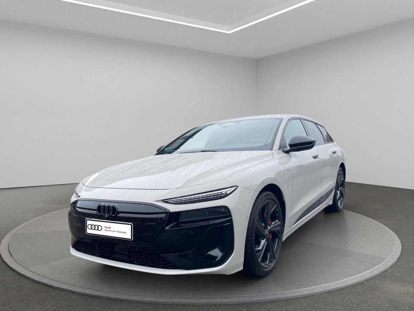 Bild über Audi A6 Avant e-tron S line business e-tron quattro 315 kW - für weitere Informationen kontaktieren Sie den Audi Partner