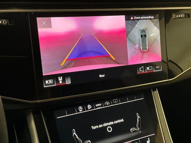2023 Audi Q8