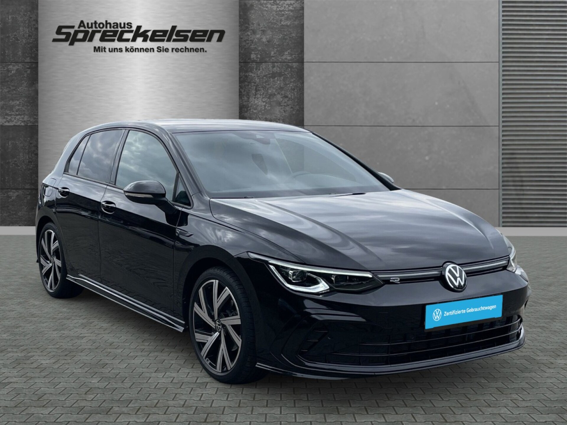 Volkswagen Golf R-Line