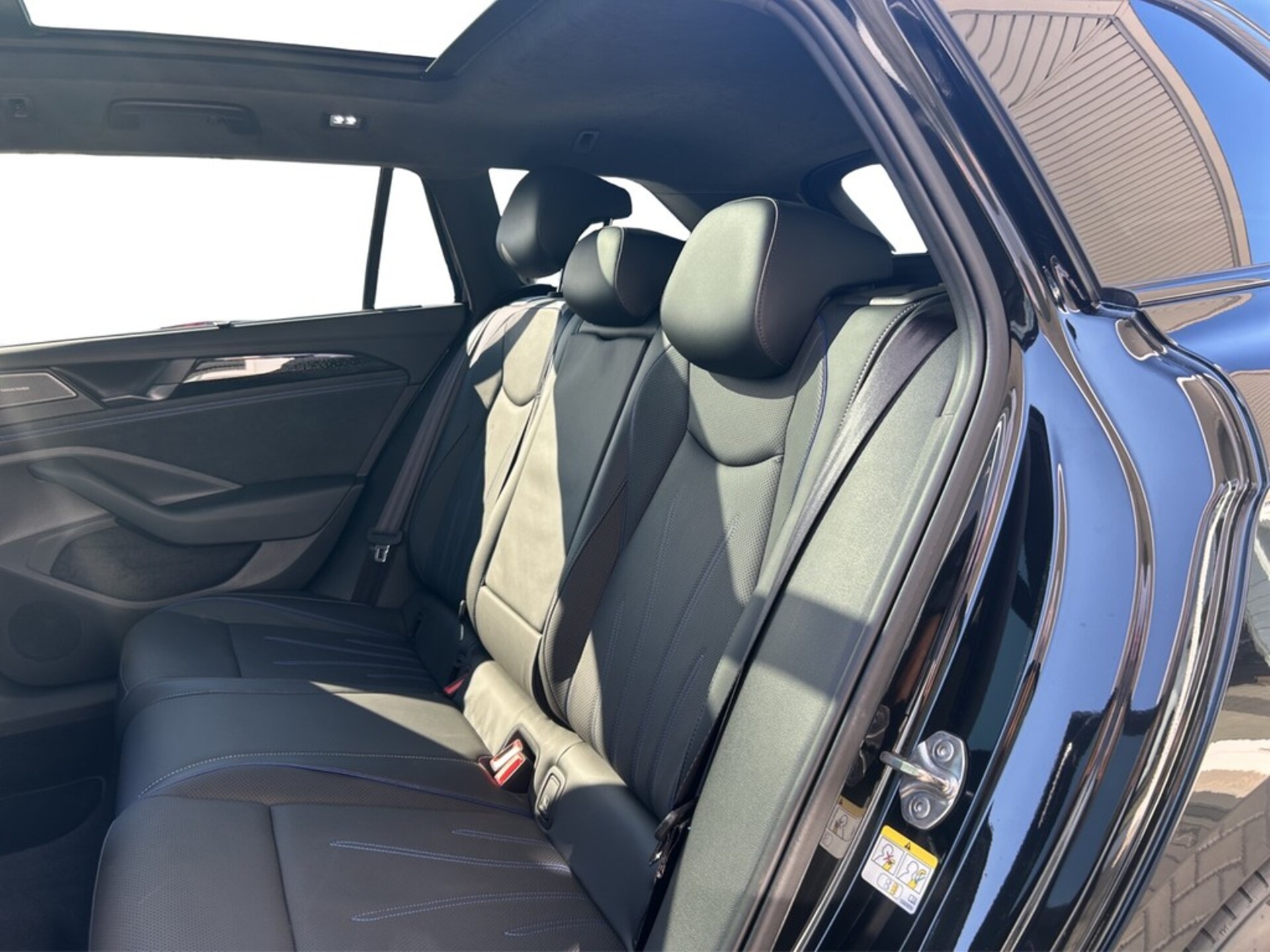 Volkswagen Passat R-Line