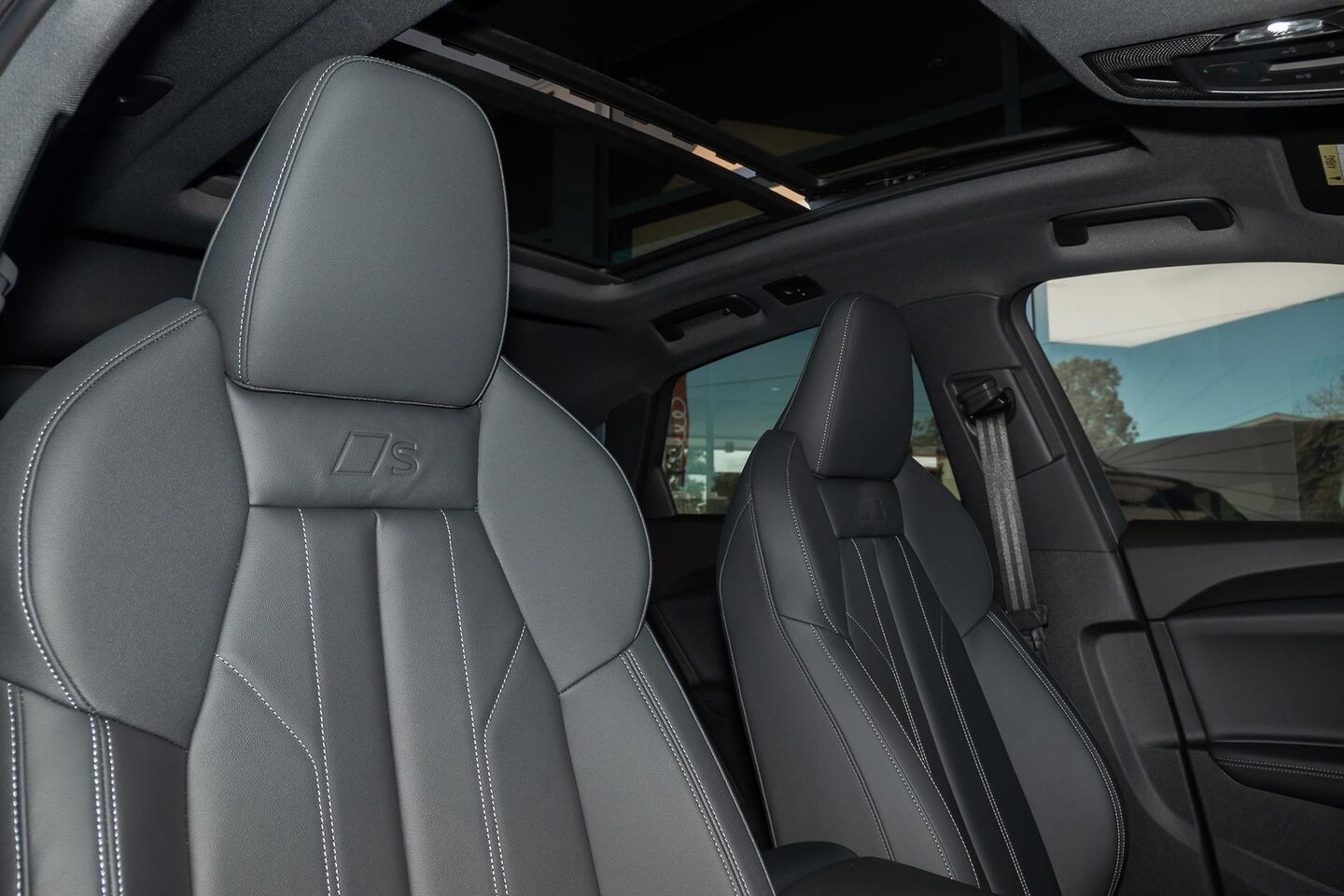 Image about Audi Q5 Sportback e-hybrid quattro S tronic