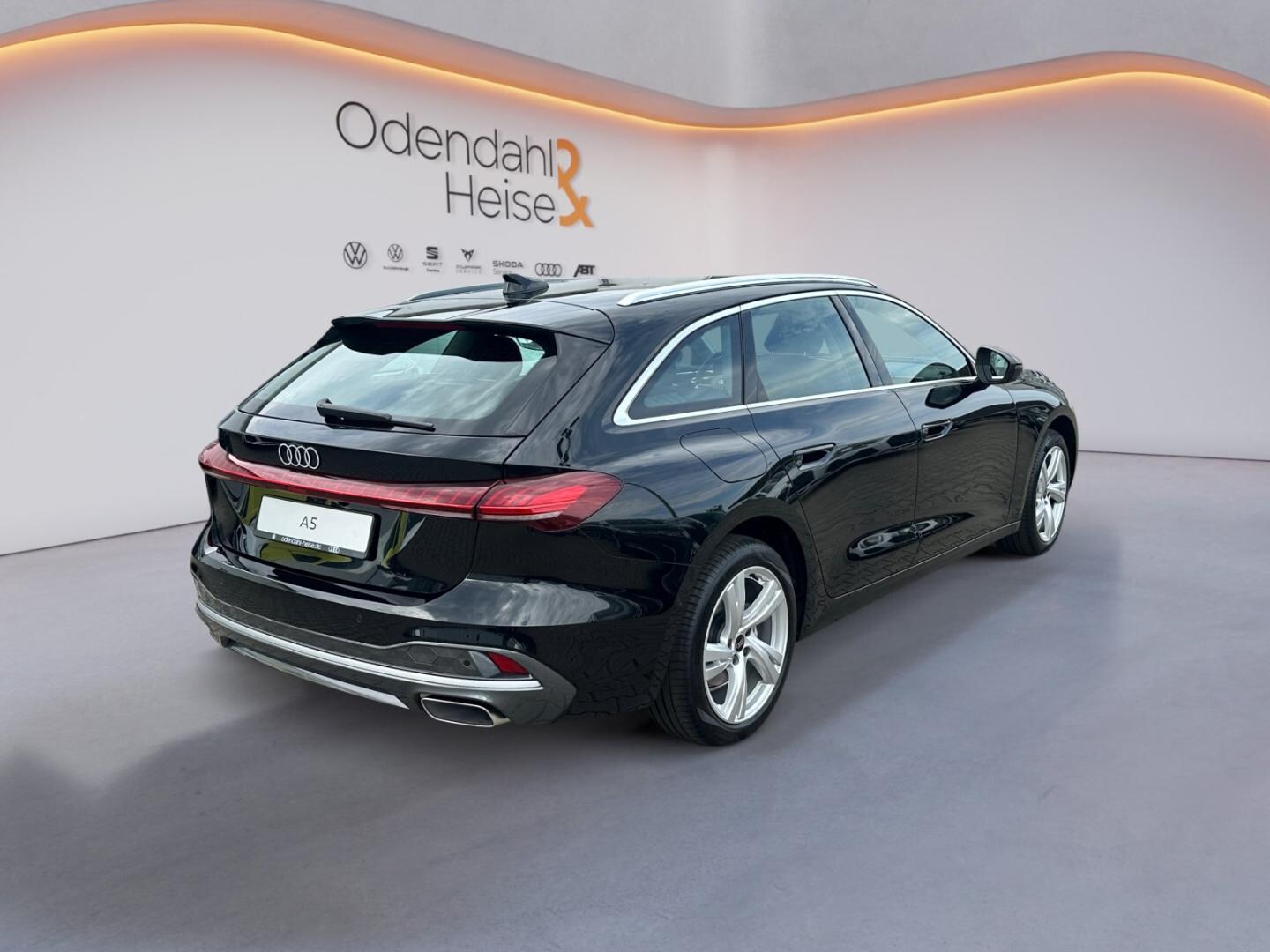 Bild über Audi A5 Avant TFSI 150 kW S tronic - für weitere Informationen kontaktieren Sie den Audi Partner