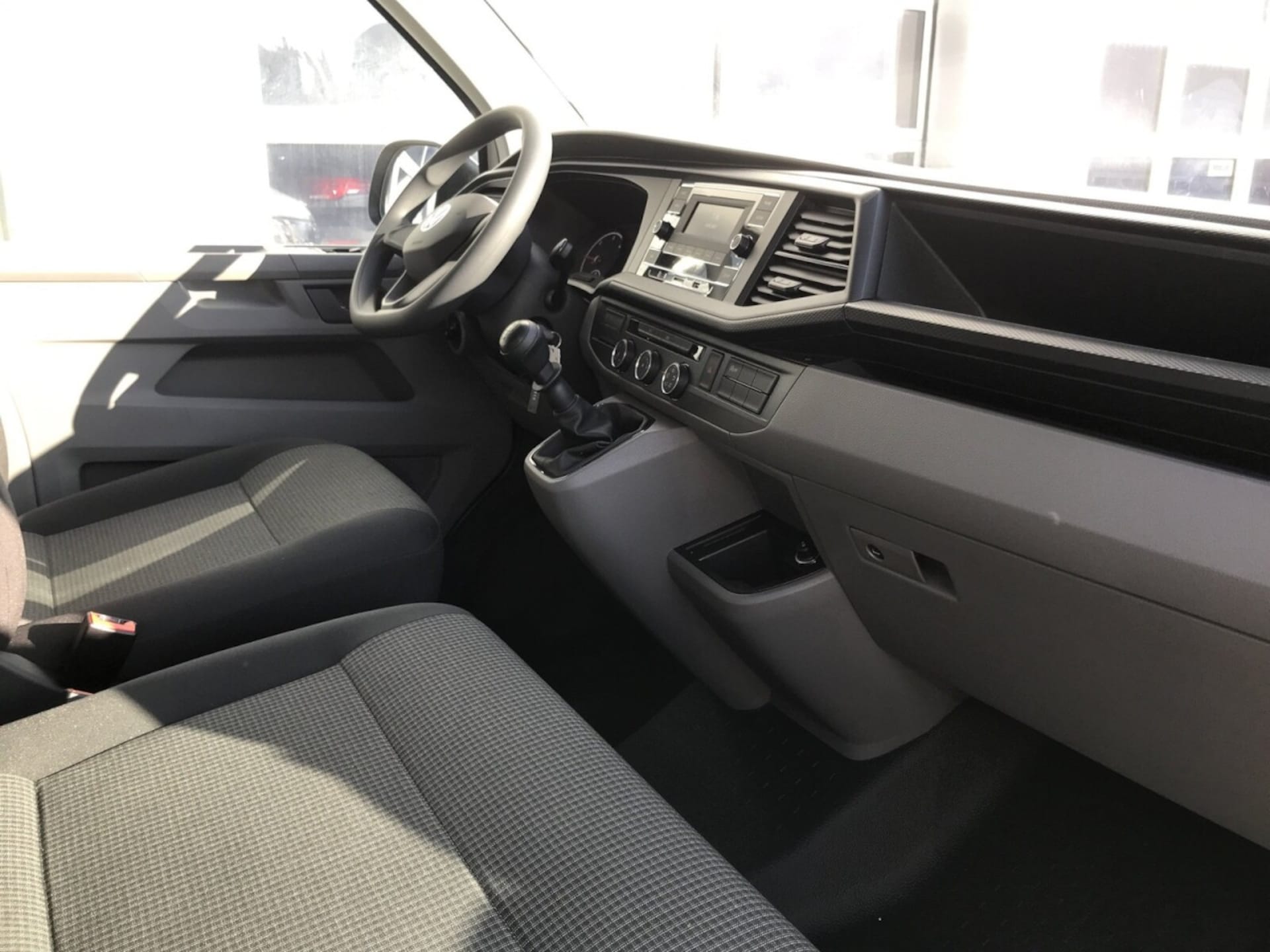 Volkswagen T6.1 Transporter Kasten kurzer Radstand