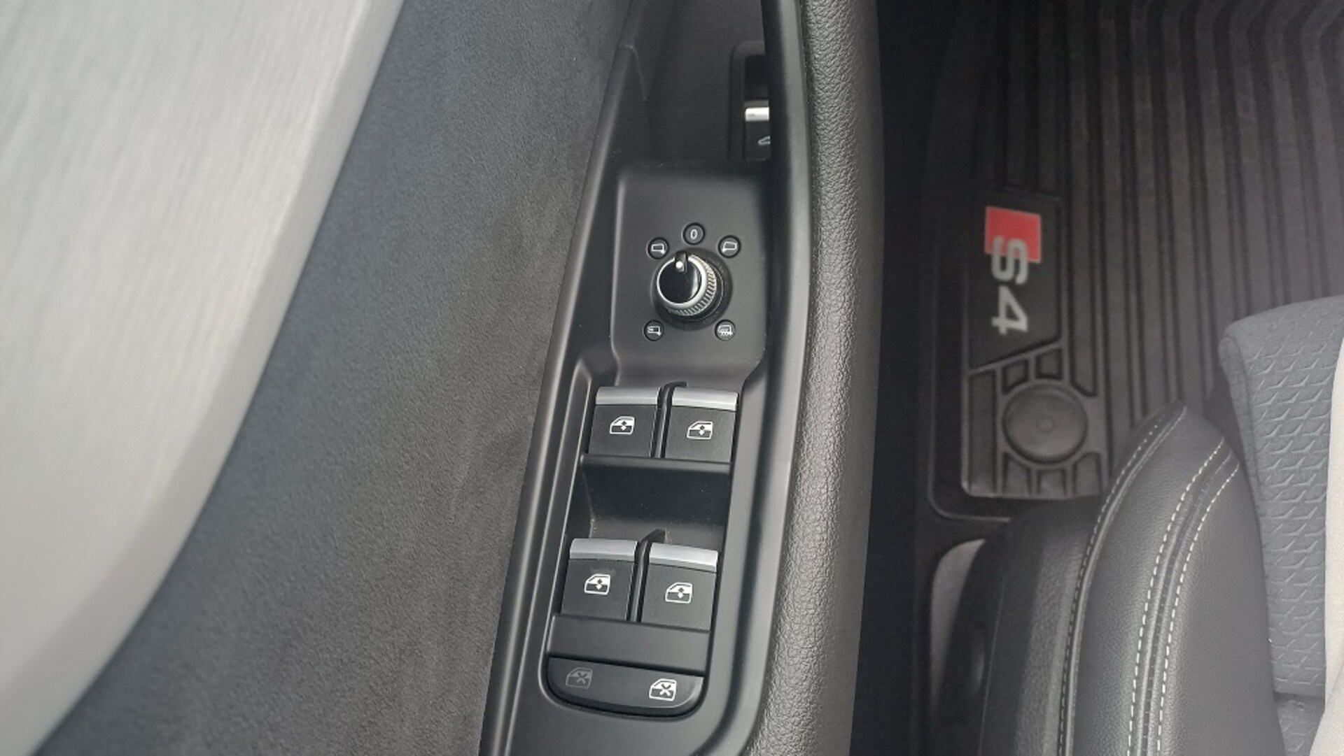 Audi S4 Avant