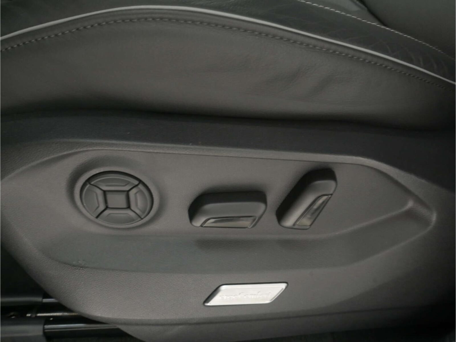 Volkswagen Touareg – Bild 14