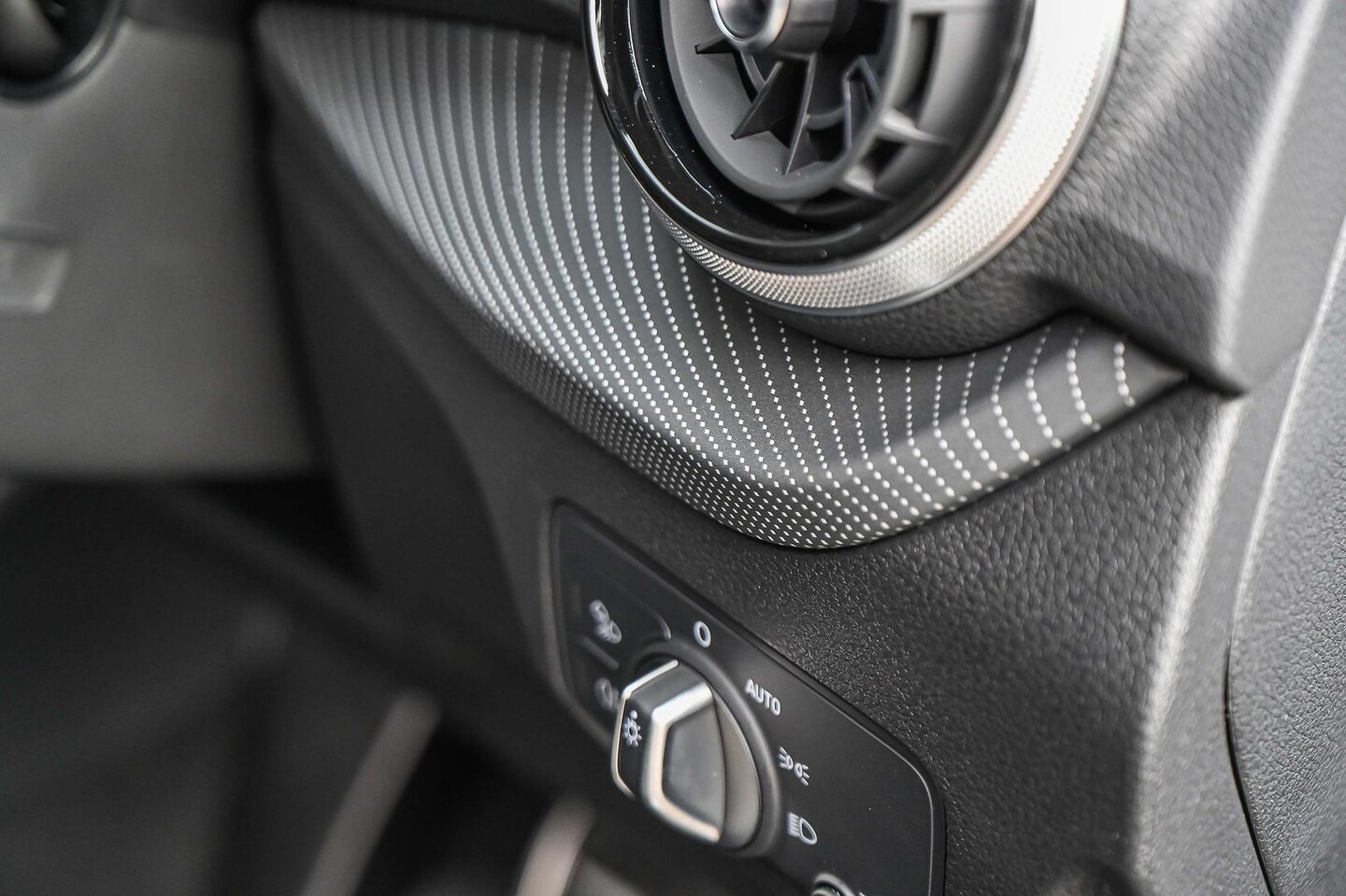 Image about Audi SQ2 TFSI quattro S tronic