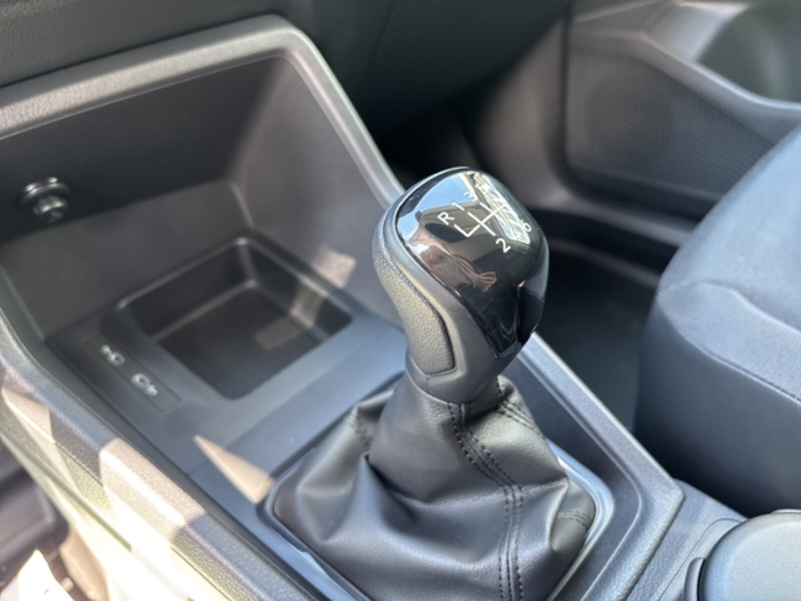 Volkswagen Caddy Cargo – Bild 10