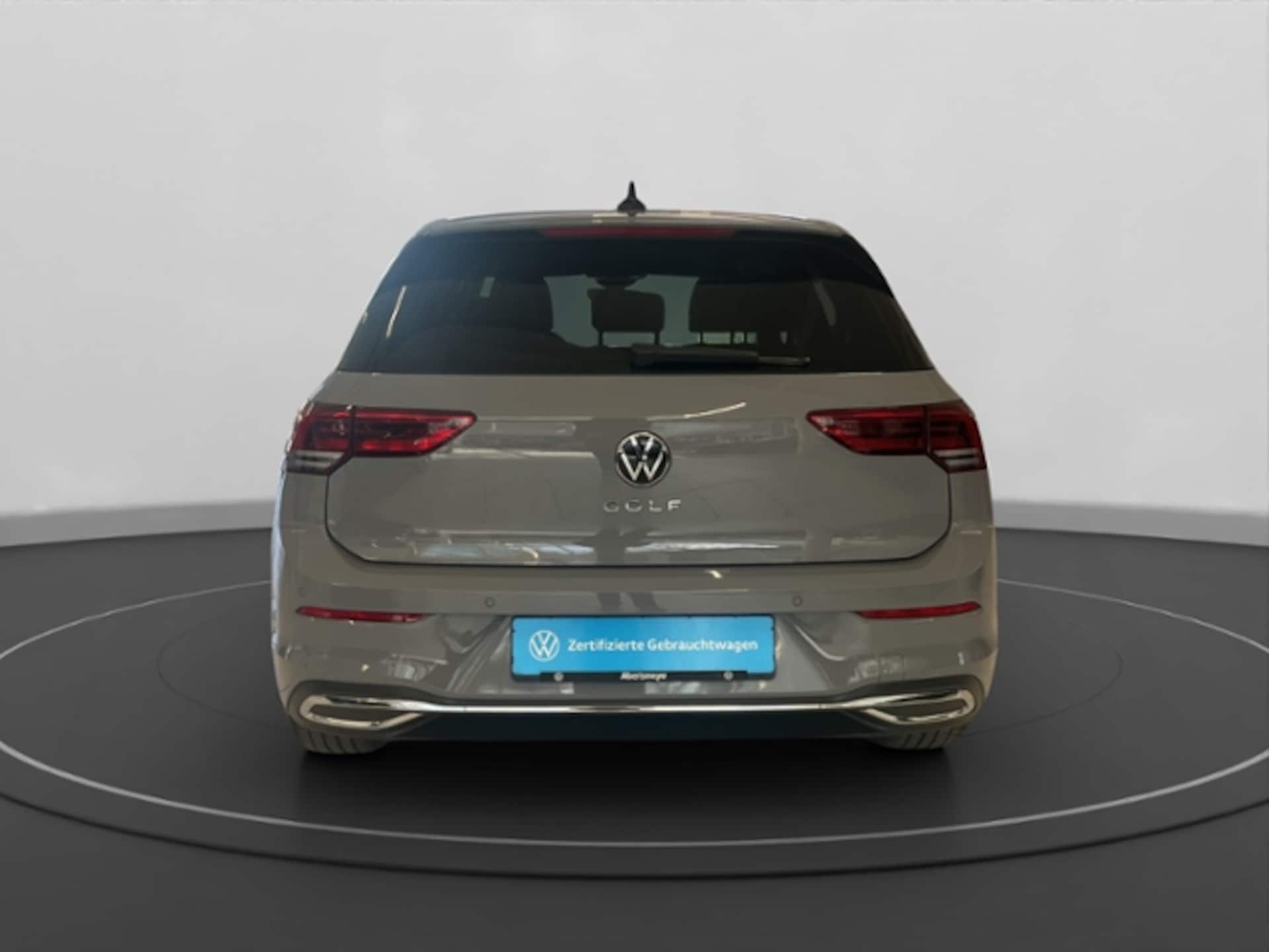 Volkswagen Golf Style