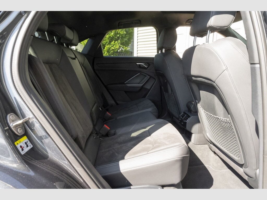 Image about Audi Q3 Sportback 45 TFSI quattro S tronic