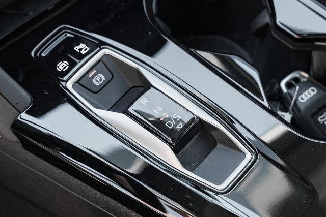 2025 Audi Q5 Premium Plus - Photo 11