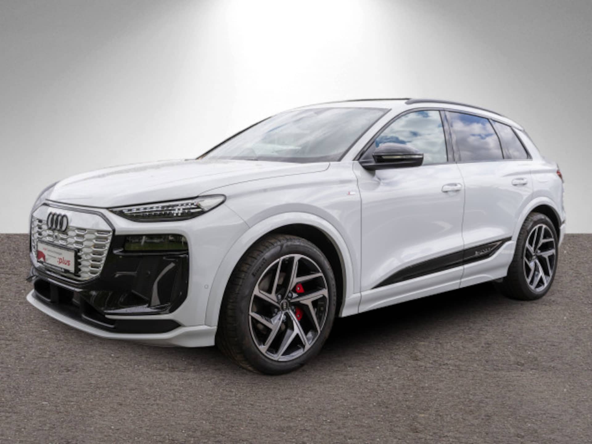 Audi Q6 SUV e-tron