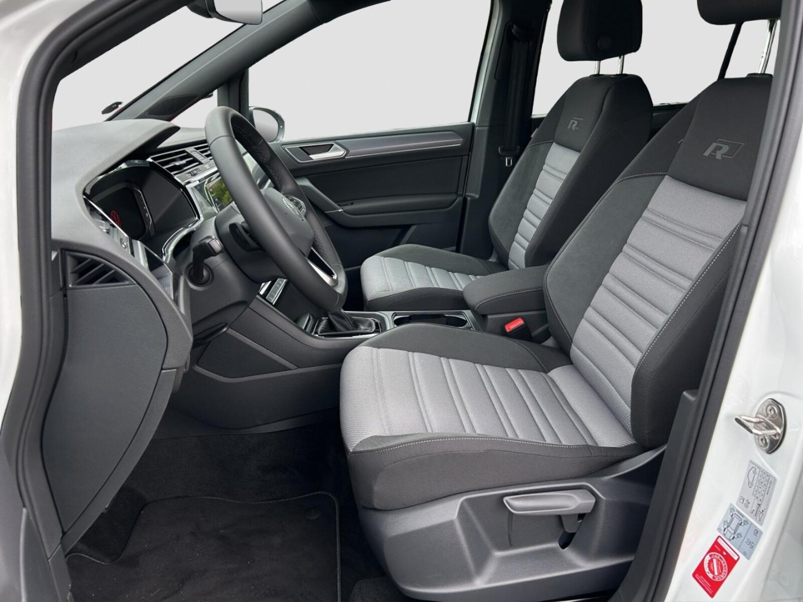 Volkswagen Touran – Bild 13