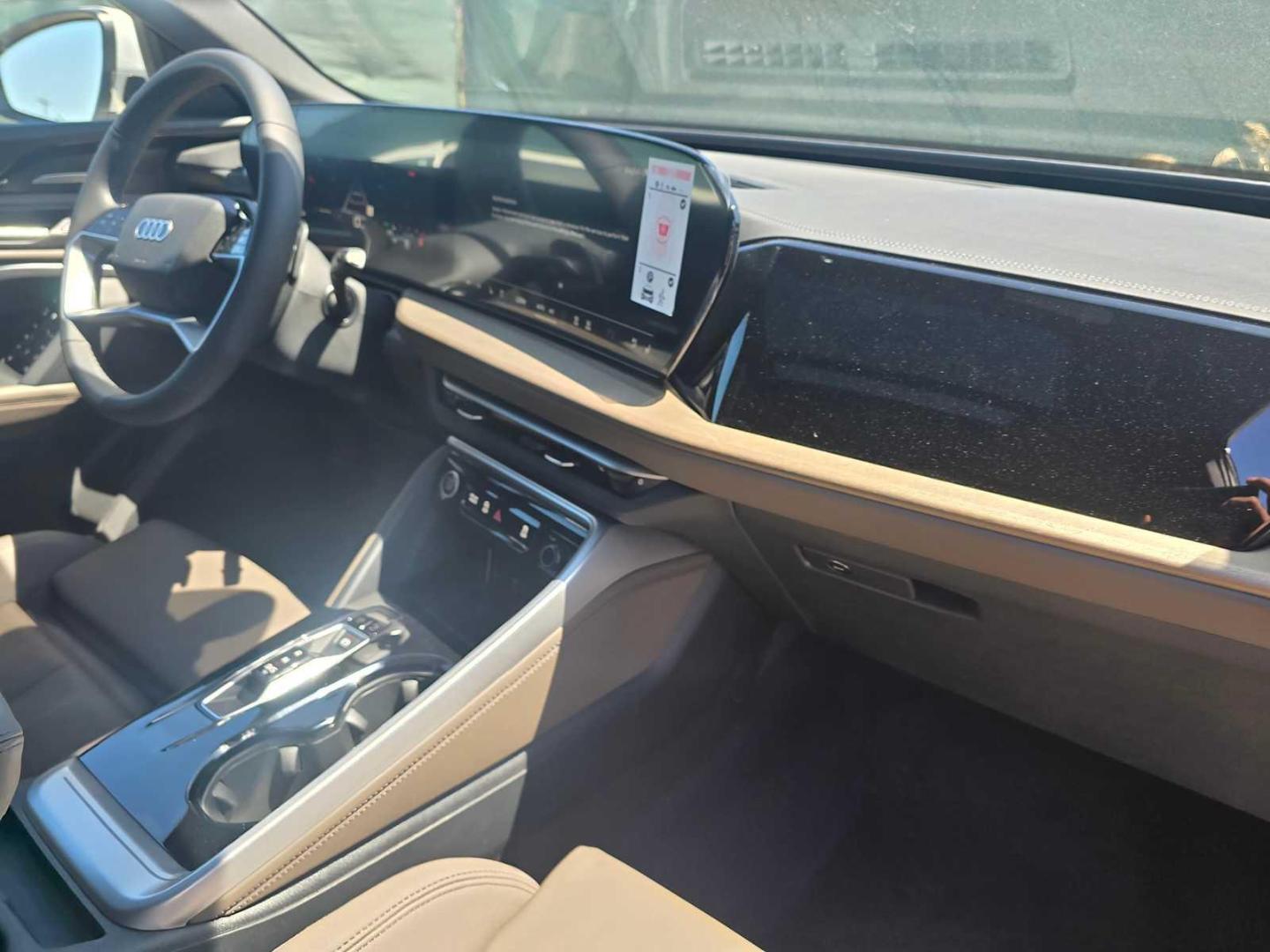 2025 Audi Q5 Premium Plus - Photo 12