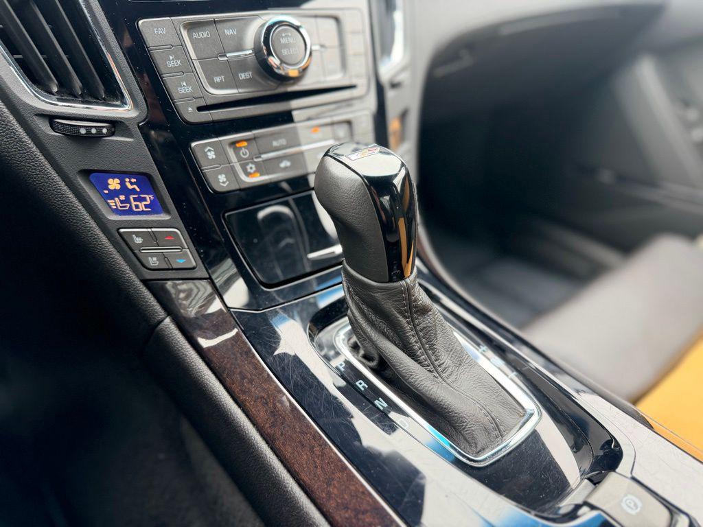 2011 Cadillac CTS V - Photo 27