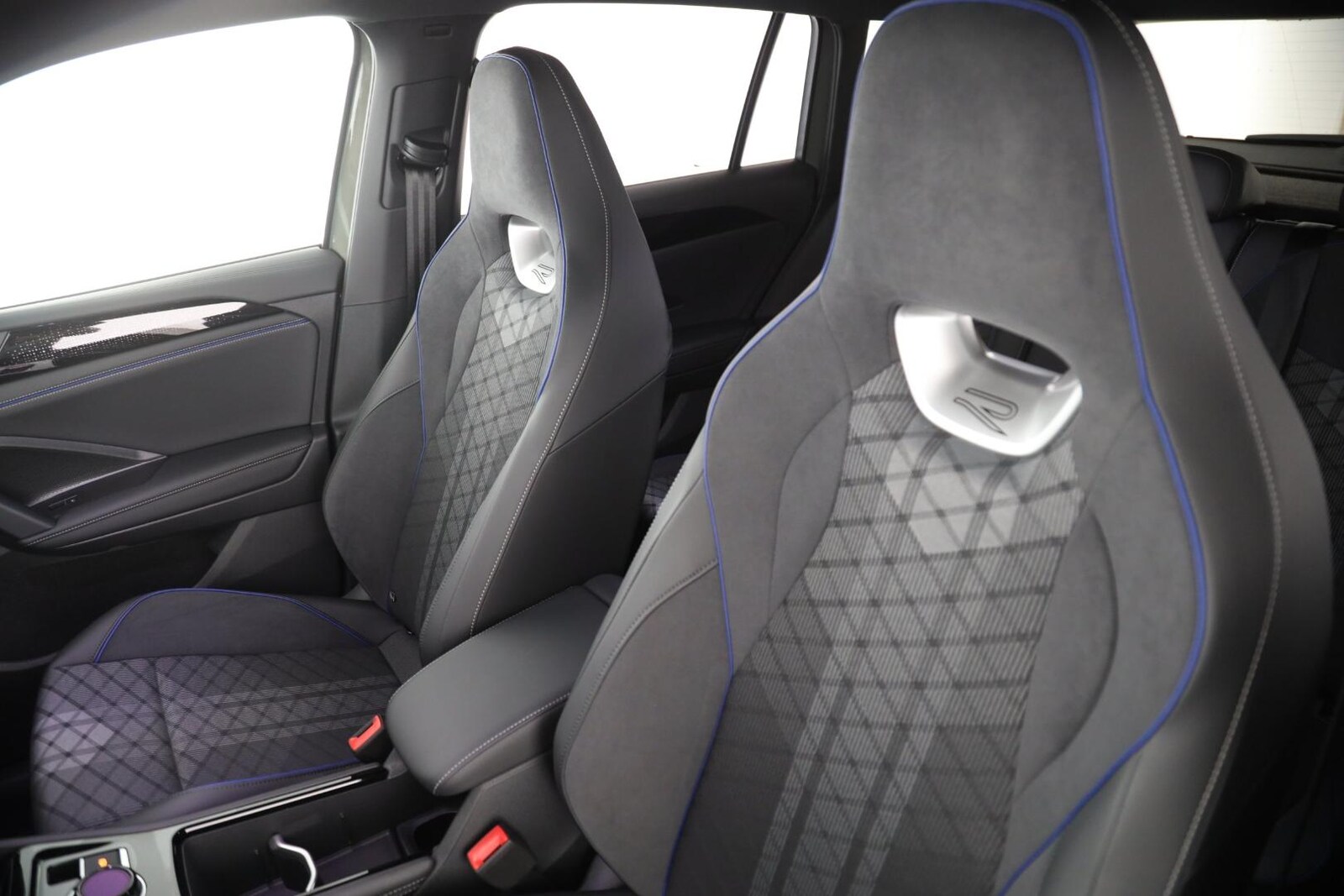 Volkswagen Tiguan – Bild 12