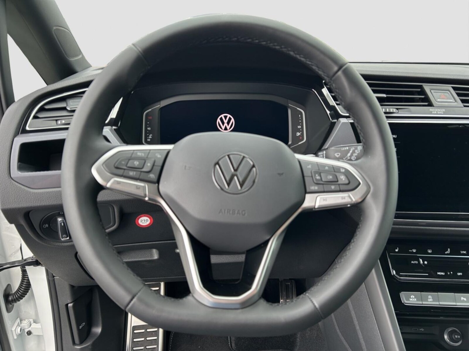 Volkswagen Touran – Bild 14