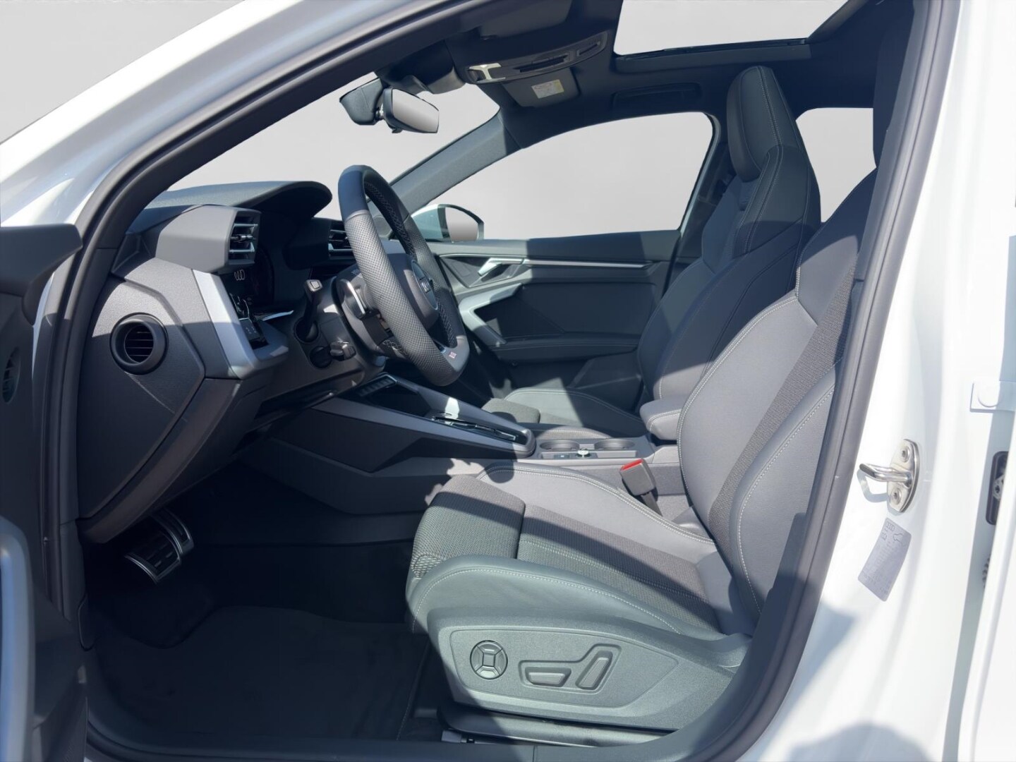 Bild über Audi A3 Sportback TFSI 85 kW S tronic - für weitere Informationen kontaktieren Sie den Audi Partner
