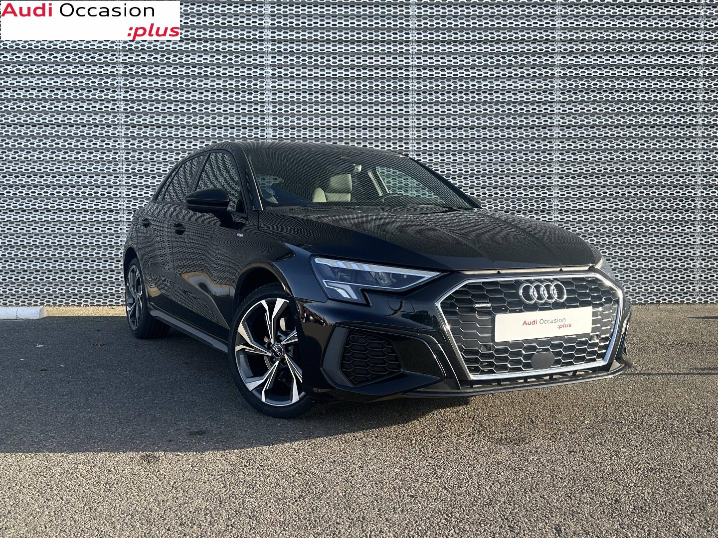 Image about Audi A3 Sportback S line 40 TDI quattro 147 kW (200 ch) S tronic