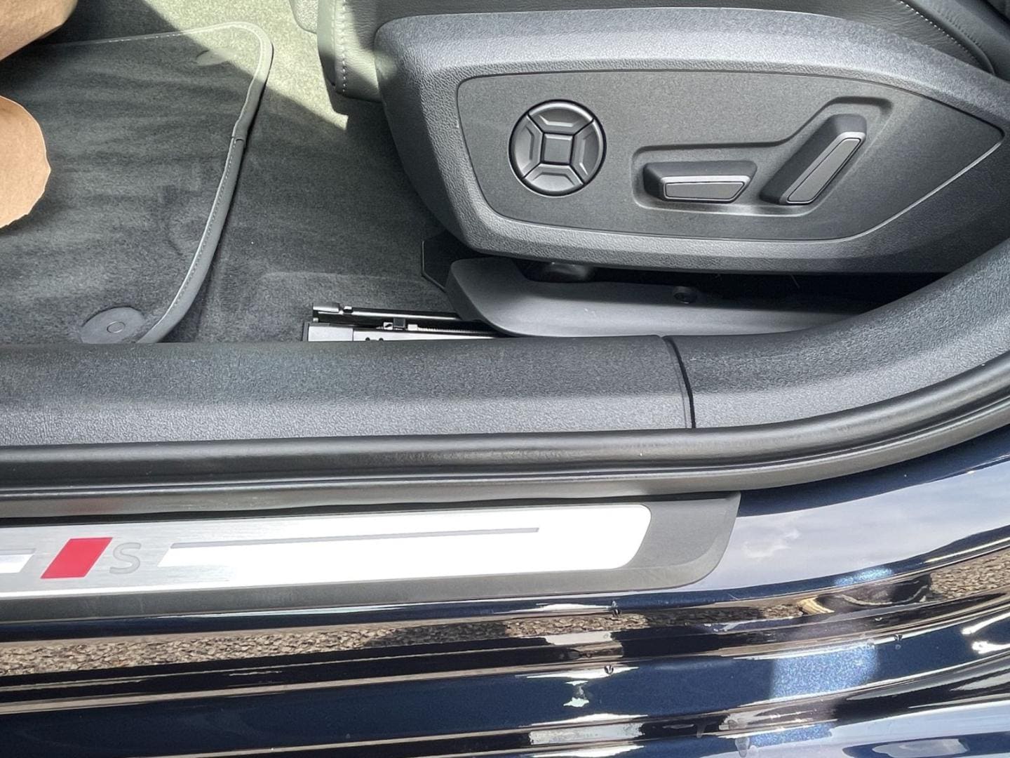Bild über Audi A6 Avant edition one TDI quattro 150 kW S tronic - für weitere Informationen kontaktieren Sie den Audi Partner