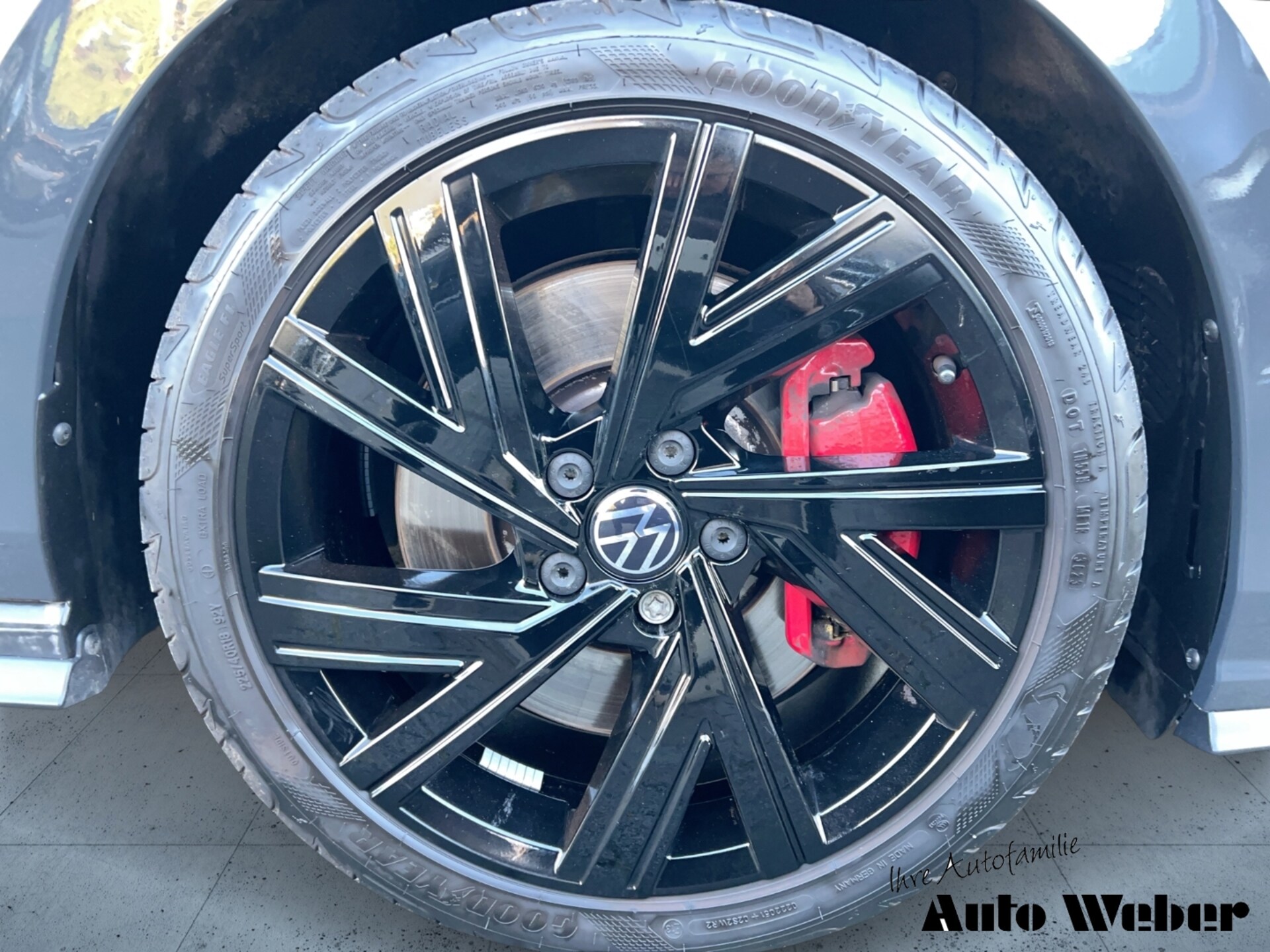 Volkswagen Golf GTI