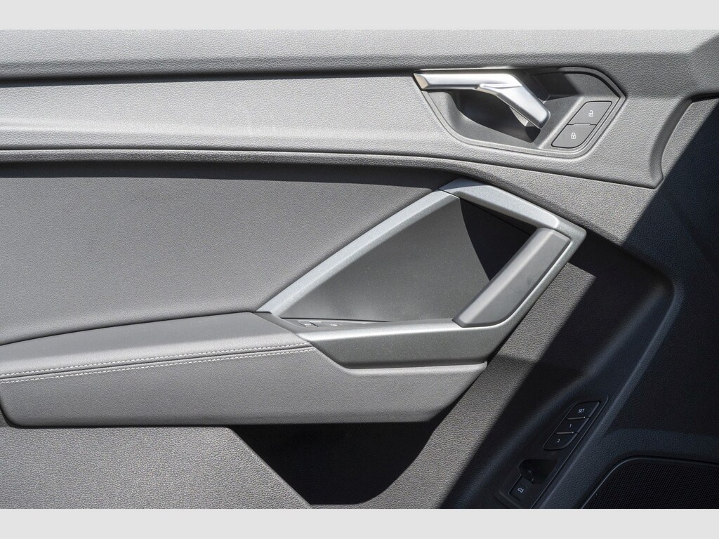 Image about Audi Q3 Sportback 45 TFSI quattro S tronic