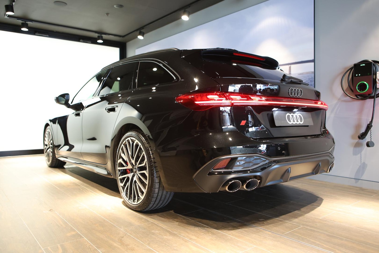 Image about Audi S5 Avant TFSI quattro 270 kW S tronic