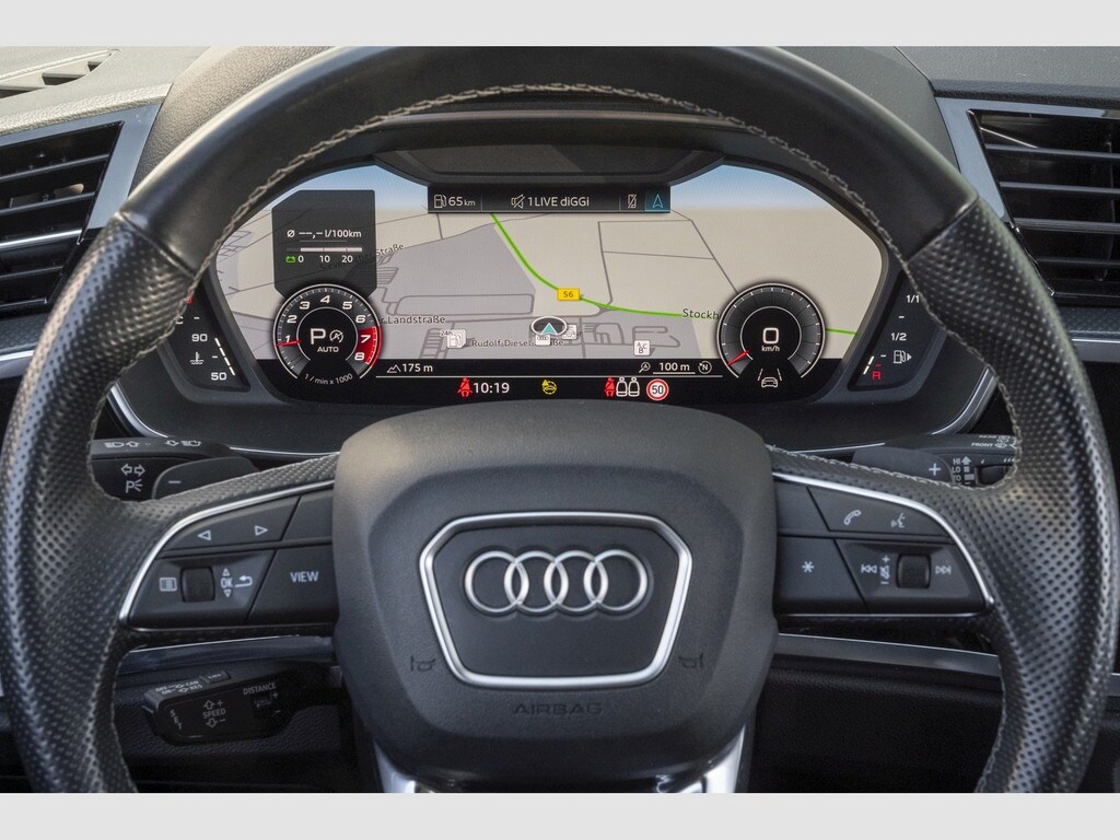 Image about Audi Q3 Sportback 45 TFSI quattro S tronic