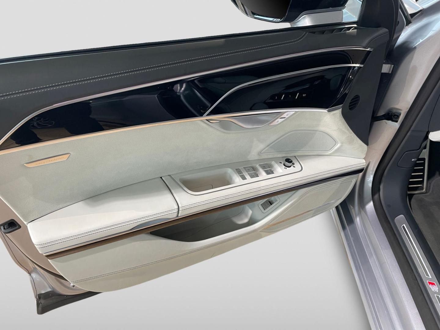 Image about Audi S8 TFSI quattro tiptronic