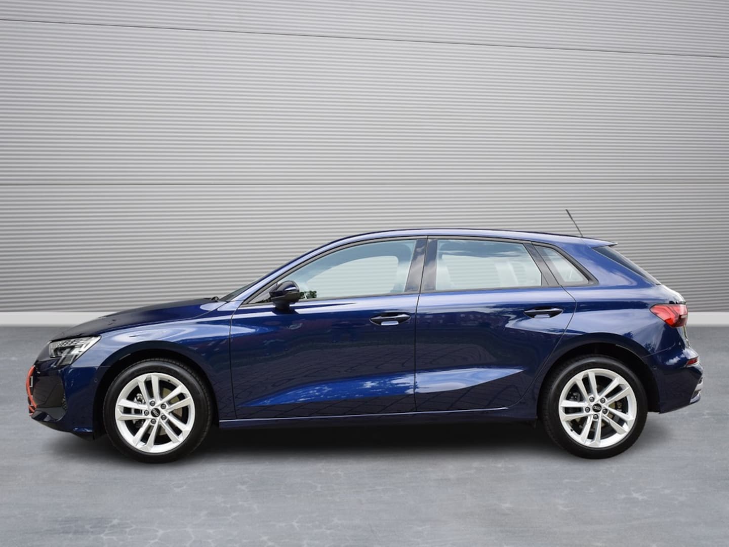 Bild über Audi A3 Sportback 35 TDI S tronic - für weitere Informationen kontaktieren Sie den Audi Partner