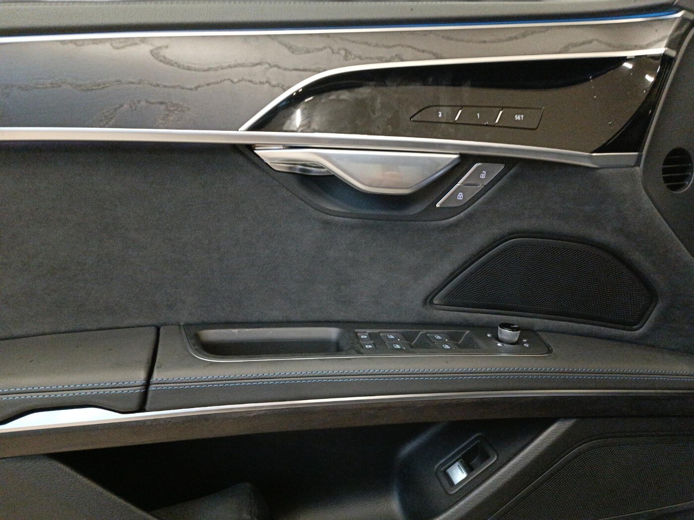 Image about Audi A8 50 TDI quattro tiptronic